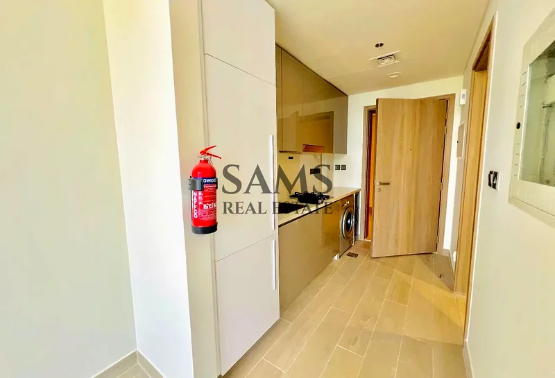 Pool View | Great Community | Modern Studio63975890749058113