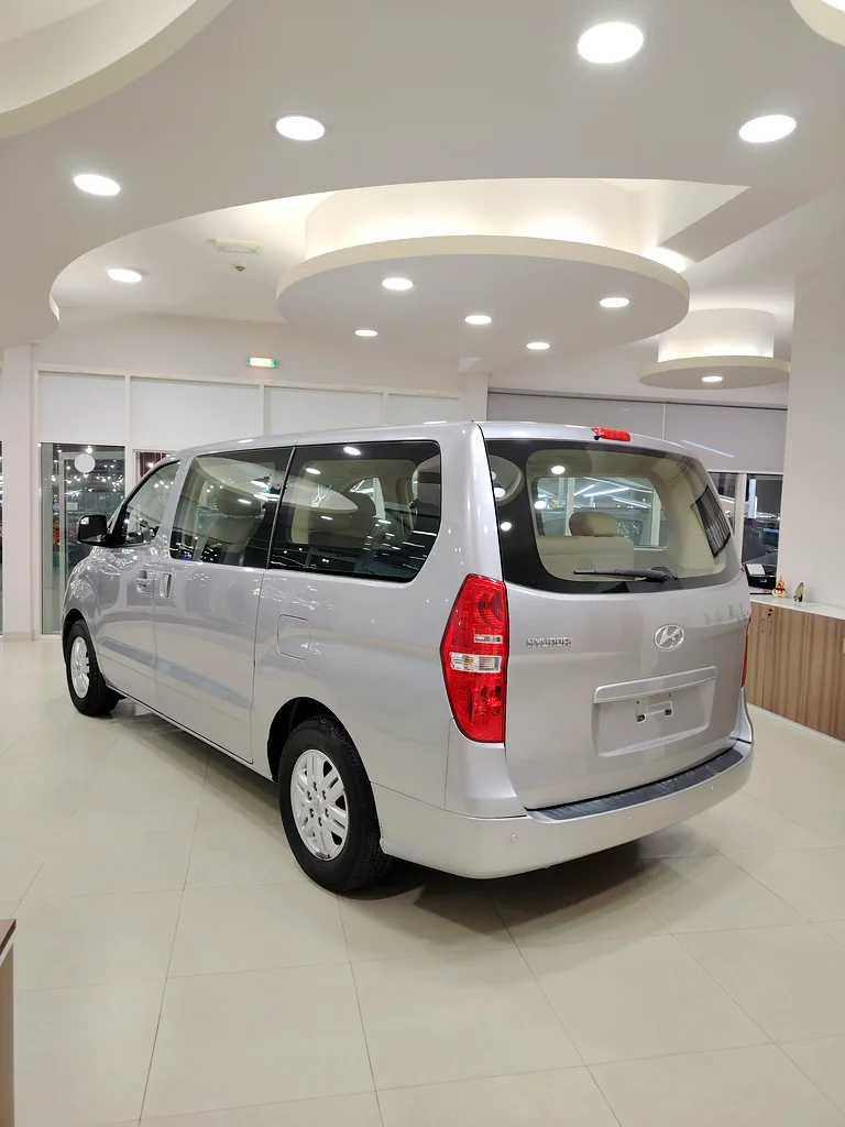 Hyundai H1 GCC63406899678594112