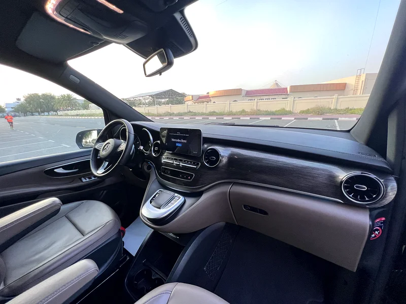 2022 MERCEDES V250 LONG WHEEL GCC WITH LOW MILEAGE63399919884033112
