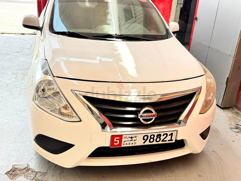 NISSAN SUNNY 201663399966727681111