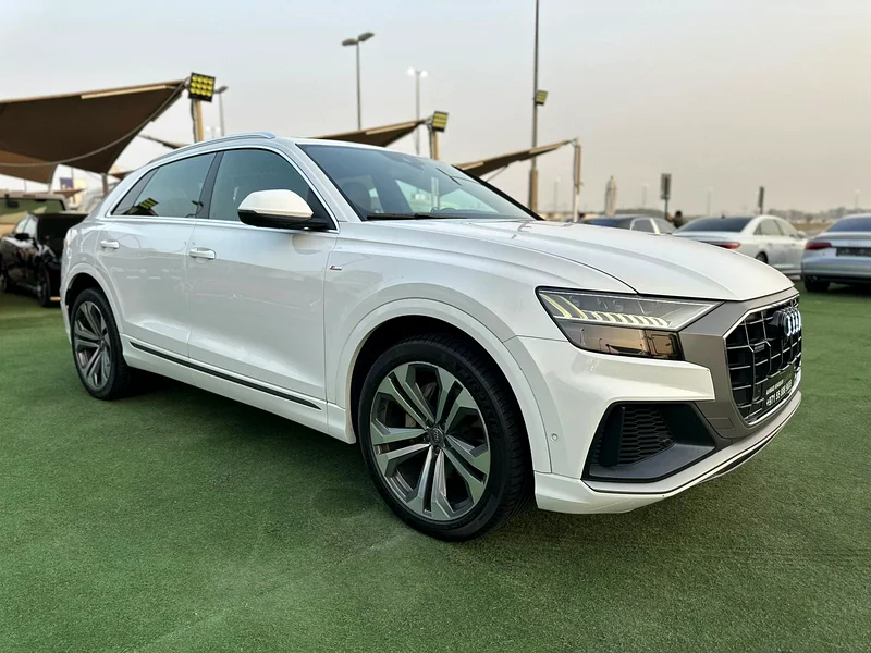 (2019) AUDI Q8 // S-LINE // GCC FULL OPTION - ORIGINAL PAINT -63398613871490113
