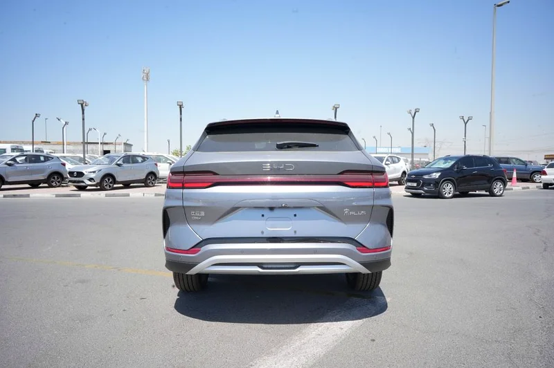 BYD SONG PLUS HYBRID MODEL 202563398483842178112