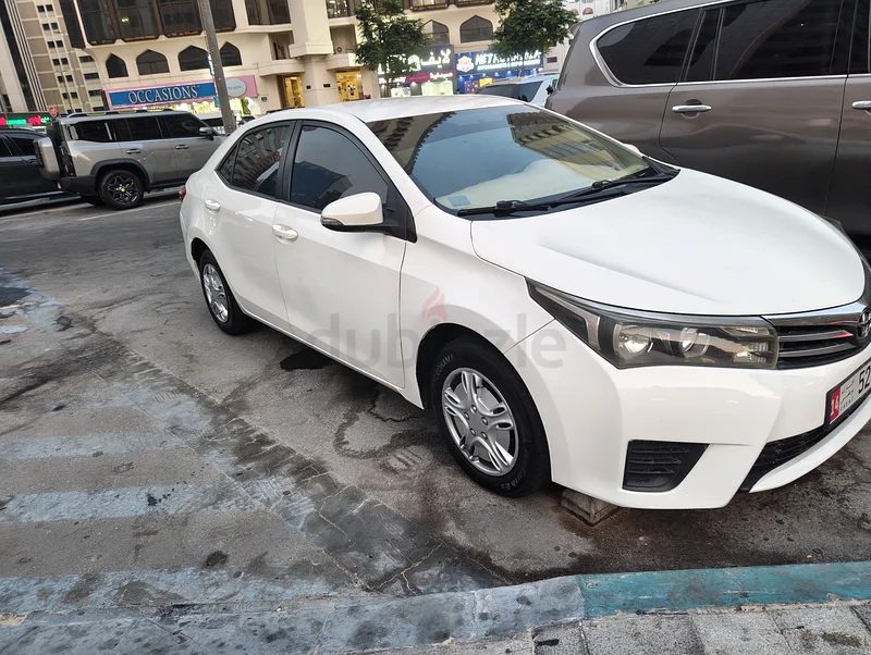 2014 Toyota Corolla 1.6L – Excellent Condition – AED 35,000 ( Price negotiable after looking)63401304595202113