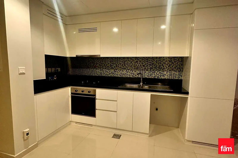 مفروش بالكامل | طابق متوسط | موقع متميز63795306661121112