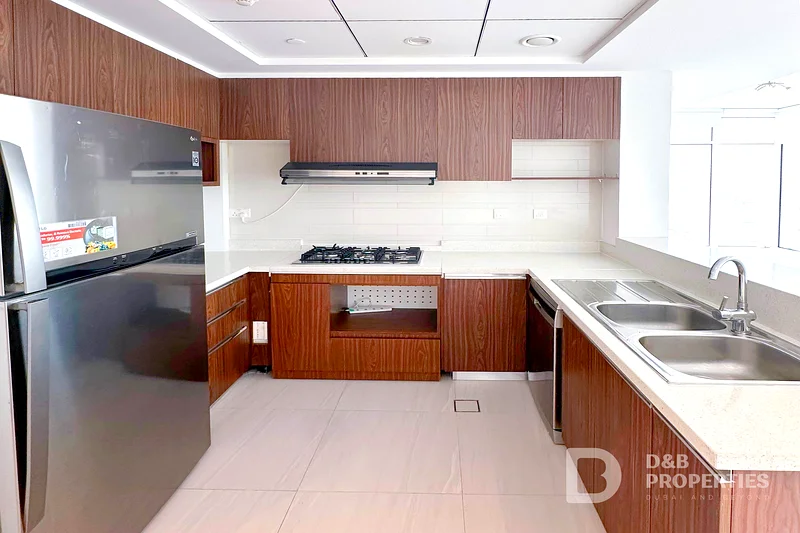 Dubai Frame View | Near Metro | VOT | Spacious63922512712067114