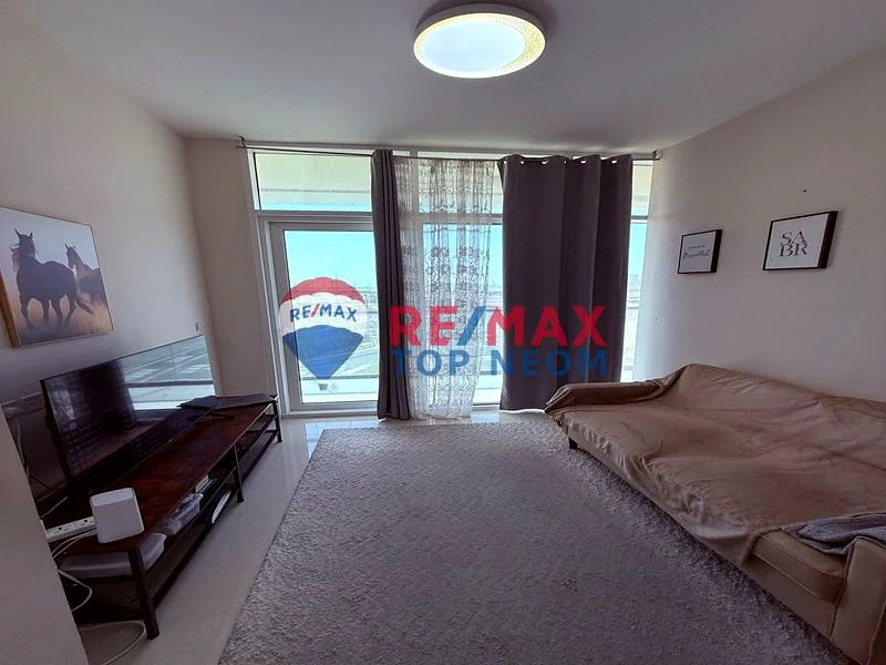 FULLY FURNISHED | 1BR WITH BALCONY | VACANT | PRIME LOCATION63738389425795113