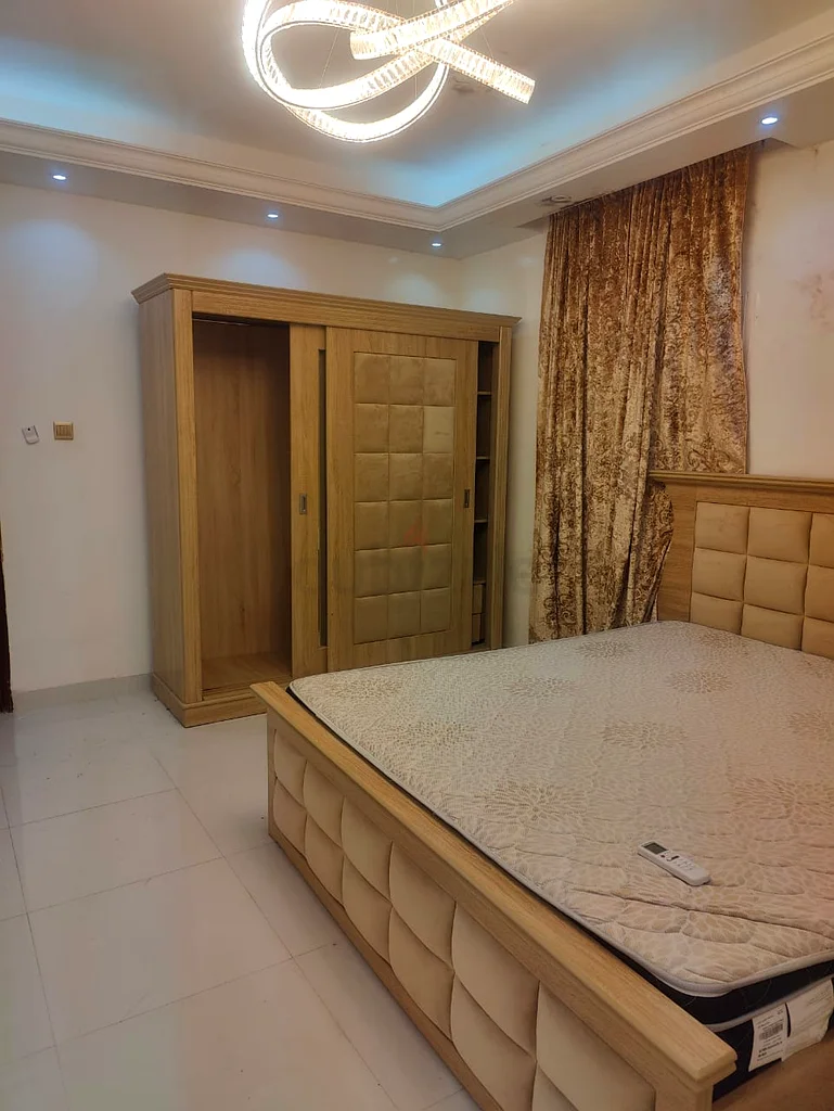 غرفة العائلة63401978422274111
