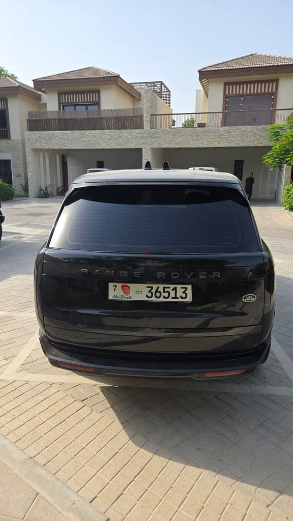 رولز روڤر لاند روڤر HSE P530 | حالة ممتازة | مالك واحد | عدد كيلومترات قليل | سجل الصيانة63482779558529113