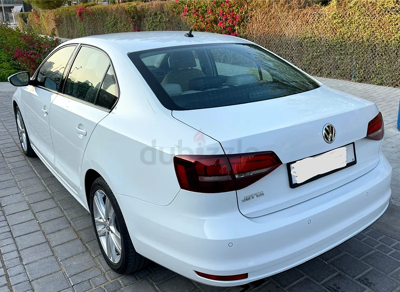 فولكس فاجن جيتا 2018 SEL، نظام CarPlay، المواصفات الخليجية، صيانة وكالة كاملة، حالة ممتازة63398575117827114