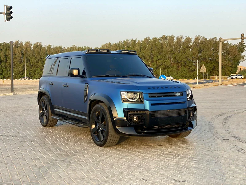 Land Rover Defender Model: 202363399896827265111
