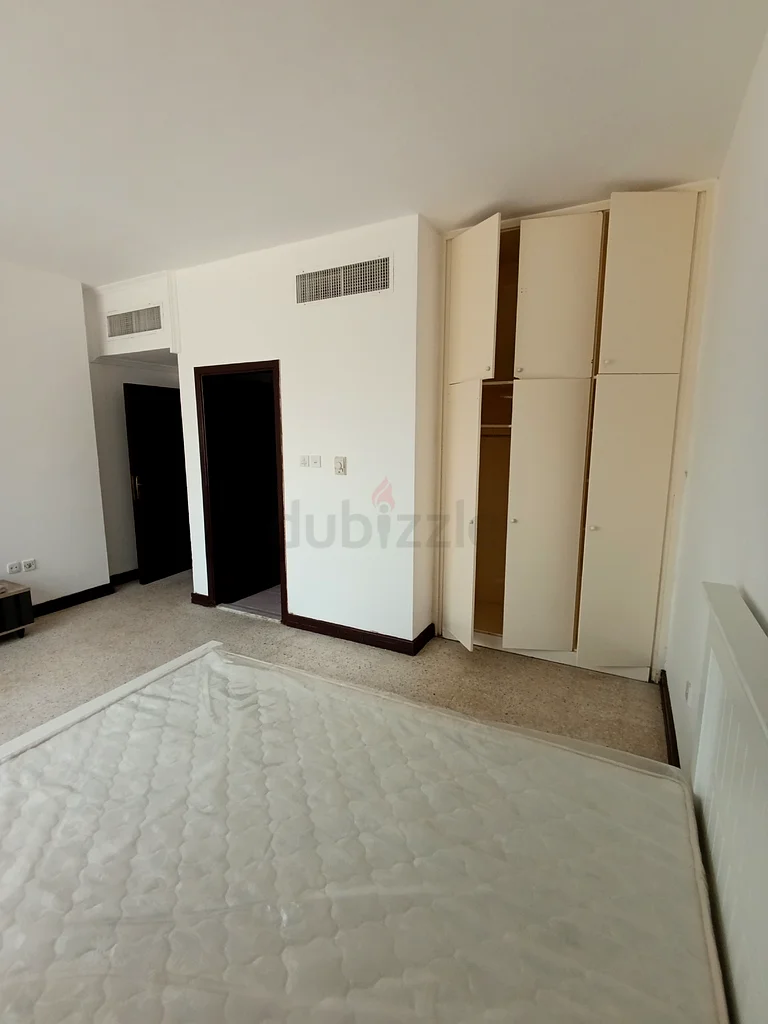 Master bedroom available for rent63402691296259111