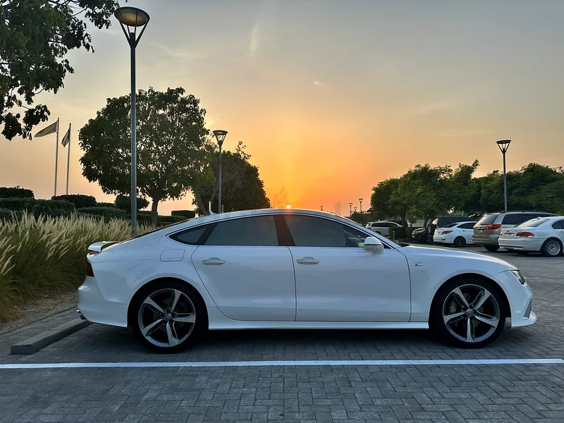 أودي A7 3.0T V6 55 TDI 201563398609631362112