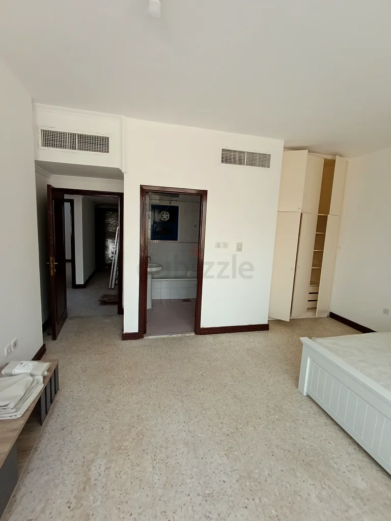 Master bedroom available for rent63402691296259113