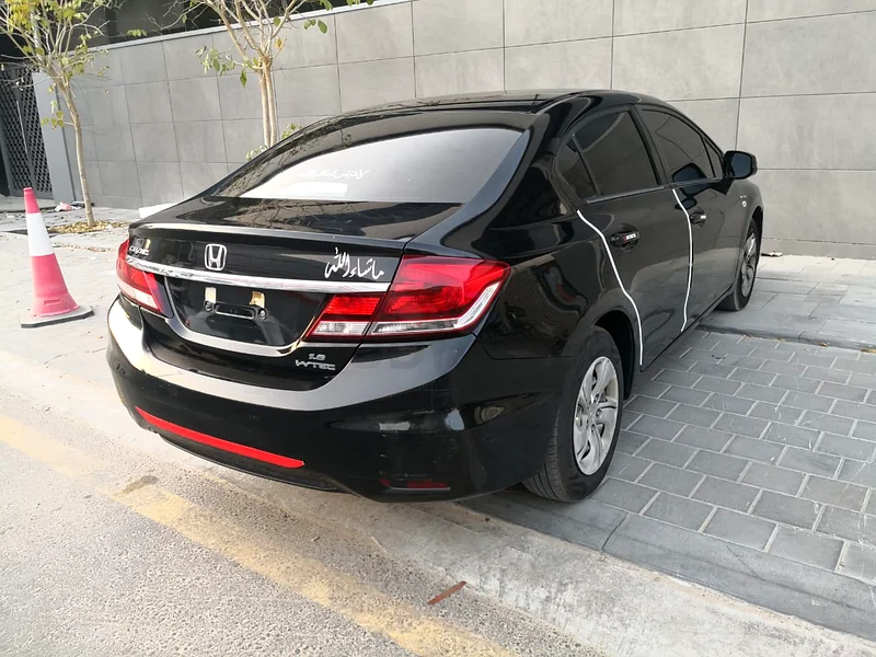 Honda civic 2015 gcc Original paint,no any accident, Original km63398546404353113