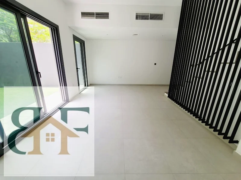 ● Same like brand new ● Villa 3bhk with 4bathroom with maid room with balcony and the beautiful garden with in 140k63706317226497114