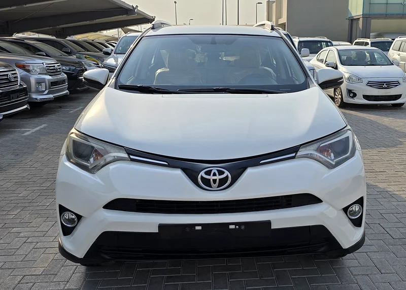 Toyota Rav4 2018 EX Mid option63401306140290112