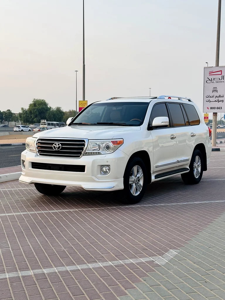 تويوتا لاند كروزر GXR V663399948002946111