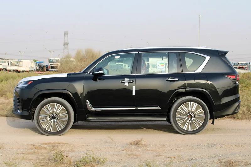 LEXUS LX600 3.5L PETROL TWIN TURBO SIGNATURE AUTO - FOR EXPORT ONLY.63398469748737112