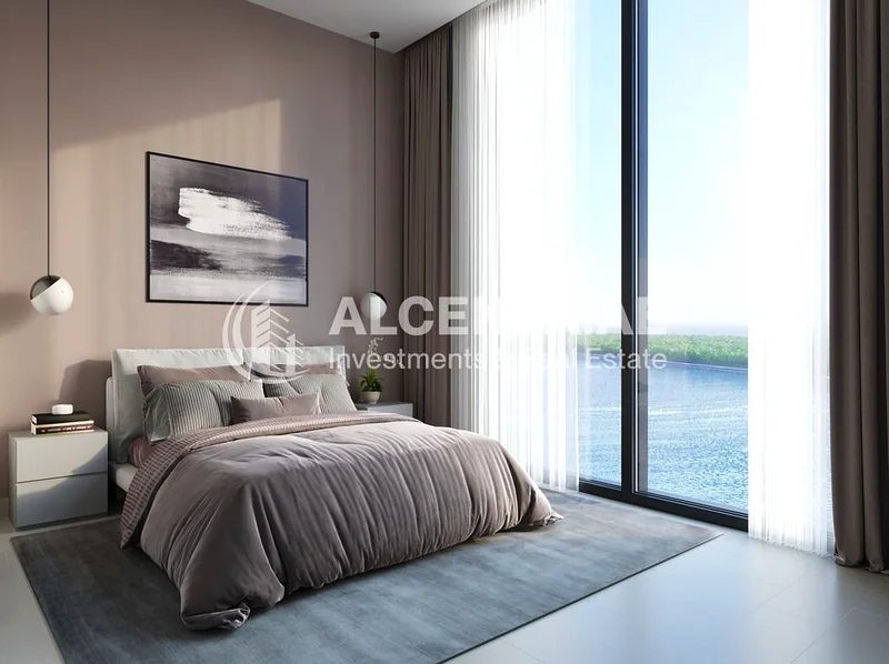 Waterfront and Downtown View | Spacious 1BR+Study64017403996161113