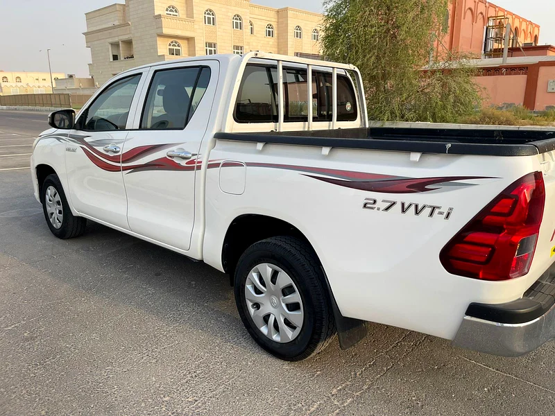 Toyota Hilux 2020 2.7L GLX full automatic 4x2, excellent condition63412309923074113