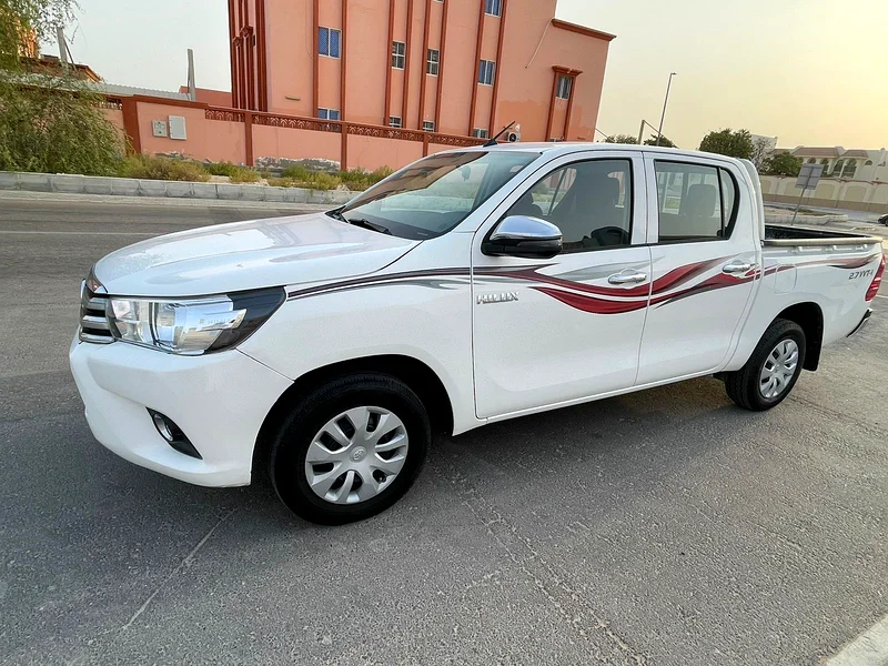 Toyota Hilux 2020 2.7L GLX full automatic 4x2, excellent condition63412309923074112