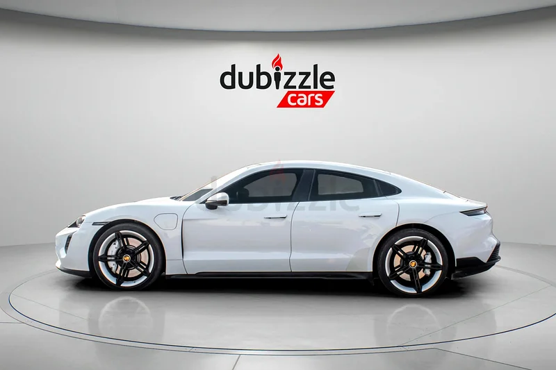 AED 3480/month | 2021 Porsche Taycan  | GCC Specs | Ref#34930663398647444865114