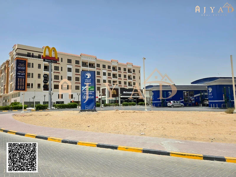 شقة مكونة من غرفتي نوم رئيسيتين مع 3 حمامات | المويحة 363711958703363110