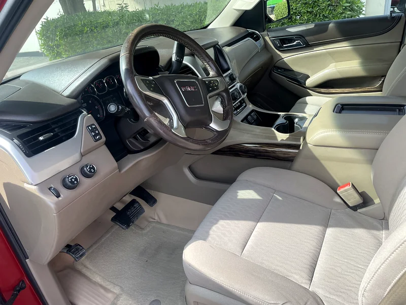 GMC//YUKON.  (GCC)63398502396289113
