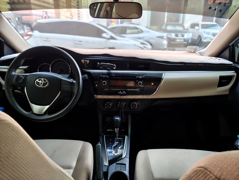 2014 Toyota Corolla 1.6L – Excellent Condition – AED 35,000 ( Price negotiable after looking)63401304595202111
