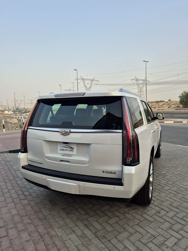 GCC LIKE NEW NO PAINT NO ACCIDENTS FULL SERVICE BOOK63398488755073114
