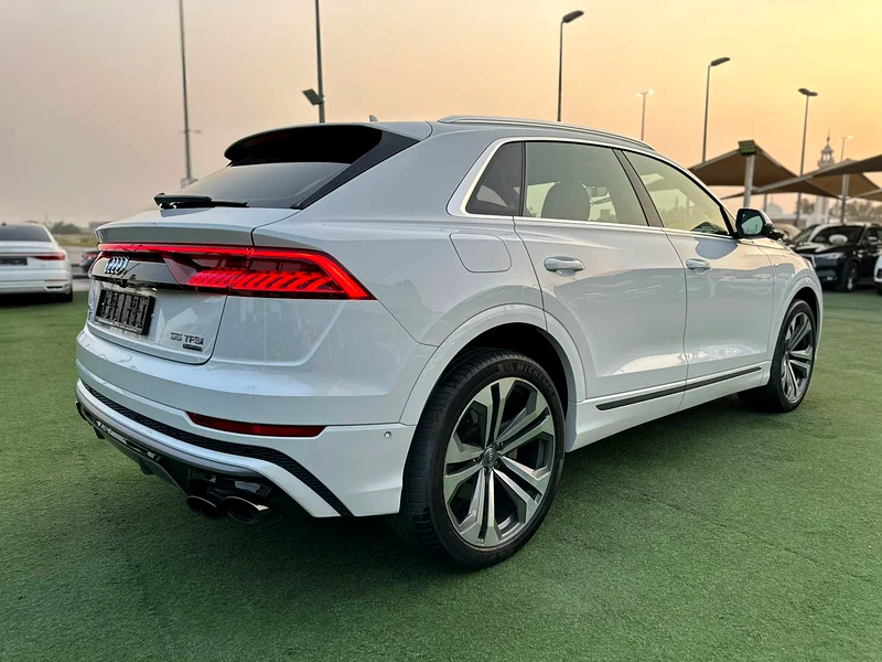 (2019) AUDI Q8 // S-LINE // GCC FULL OPTION - ORIGINAL PAINT -63398613871490114