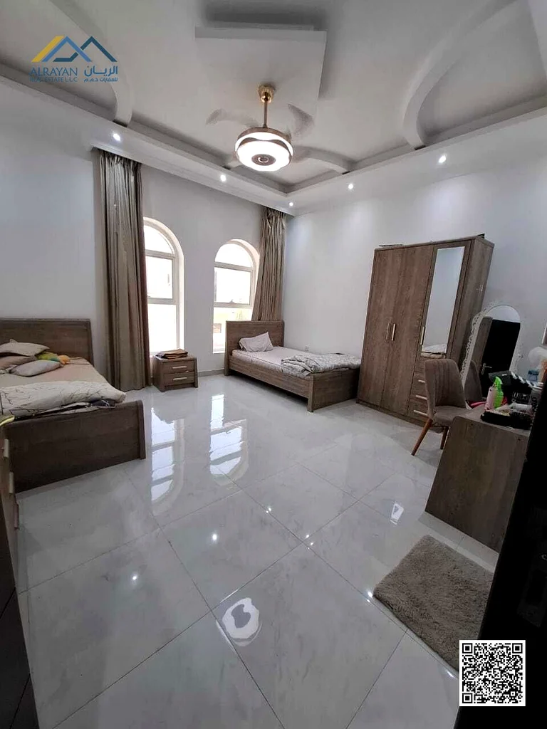 Corner villa, second floor, street and alley, bargain price, including electricity, air conditioning and furniture, freehold for all nationalities63908265194882114