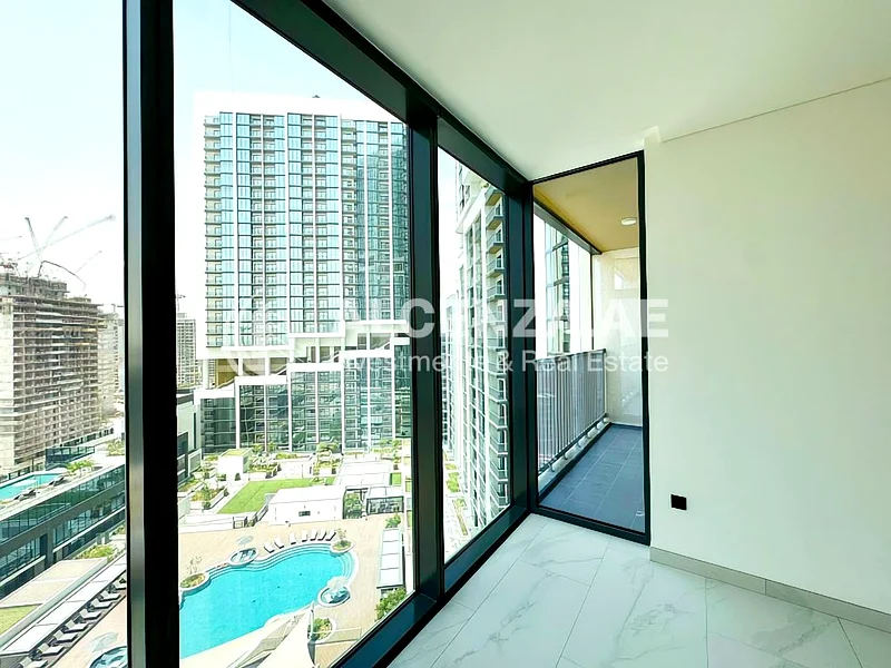 Spacious | Waterfront and Pool View | Brand New64017968613635110