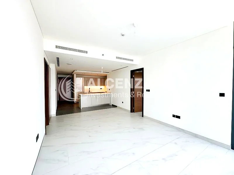 Spacious | Waterfront and Pool View | Brand New64017968613635111