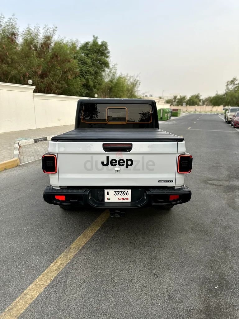 جيب رانجلر جلادياتور 2023 إنفينيتي سبورت فريدم أوسكار مايك إديشن، خالي من الحوادث63398595725187114