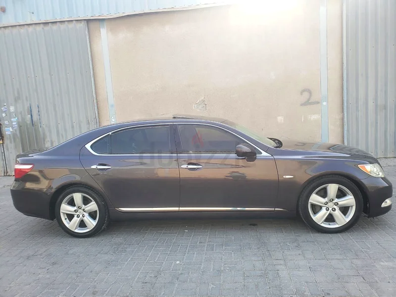 Lexus LS 460L full option63398644640899114