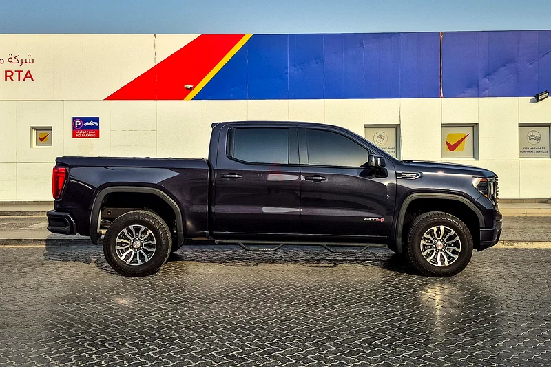 AED 2430/month | 2022 GMC Sierra AT4 Crew Cab | GCC Specs | Ref#35027963398504177025113