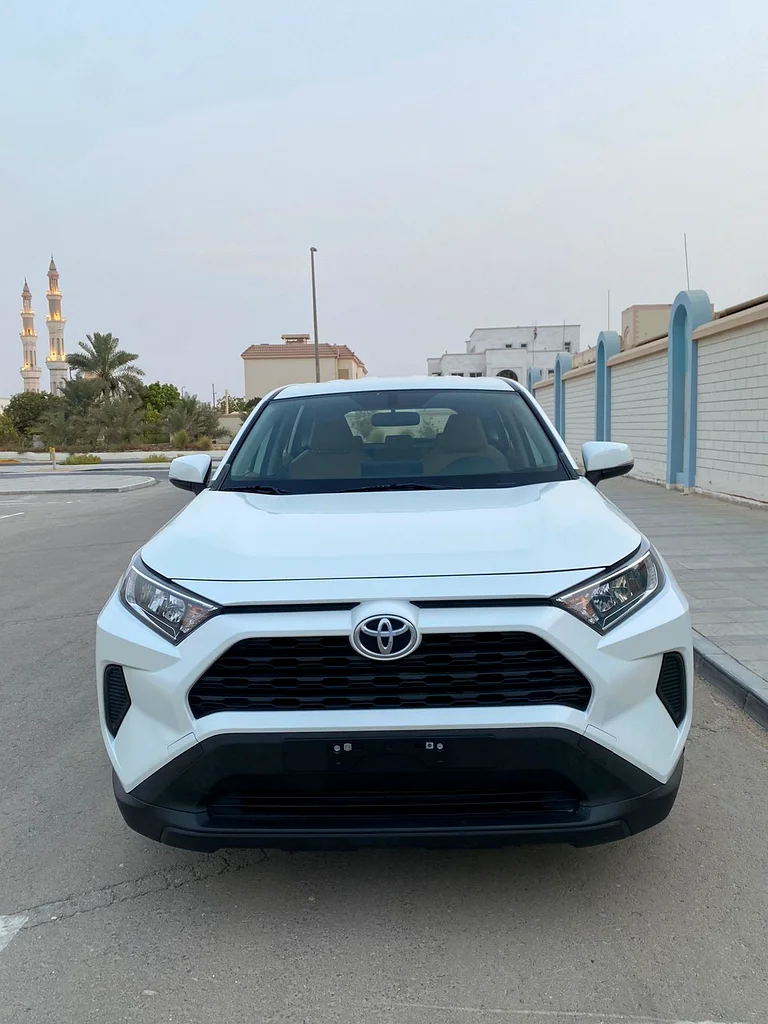 Toyota Rav 4 GCC very low mileage only 29k km like a brand new63401304868097113