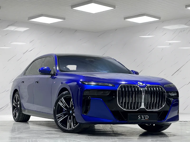 760i GRAN LUSSO -- INDIVIDUAL COLOUR -- BMW WARRANTY/SERVICE -- X-DRIVE 4.4 V8634119308693771118