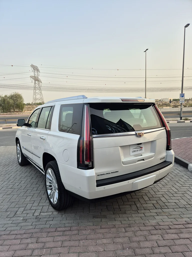 GCC LIKE NEW NO PAINT NO ACCIDENTS FULL SERVICE BOOK63398488755073111