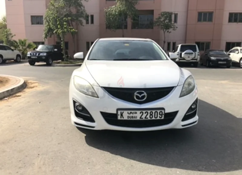 مازدا 6 في حالة جيدة جدًا مع استهلاك مذهل للبنزين63398516267010111
