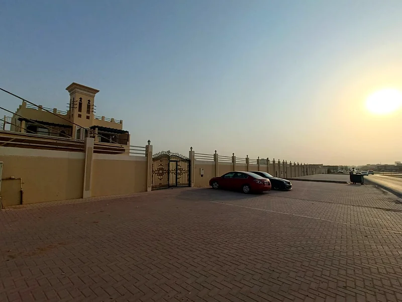 فيلا فاخرة للإيجار II آل ذايت الجنوبية63814555903875113