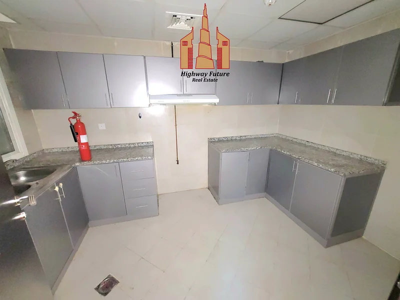 شقة بحالة جديدة 1 غرفة نوم مع شرفة وحمامين + موقف سيارة63812229856130113