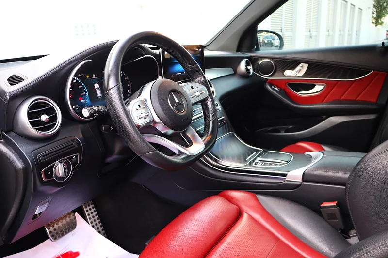Mercedes-Benz GLC 200 - GCC Specifications - Original Paint - Agency checks63491907760258113