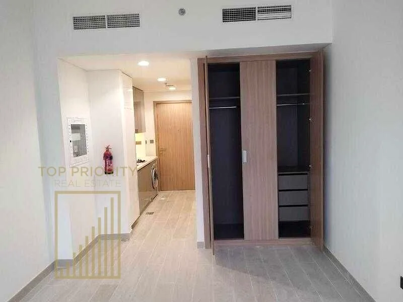 Spacious Unit | Unfurnished| Ready to Move| ROI63975764287874114