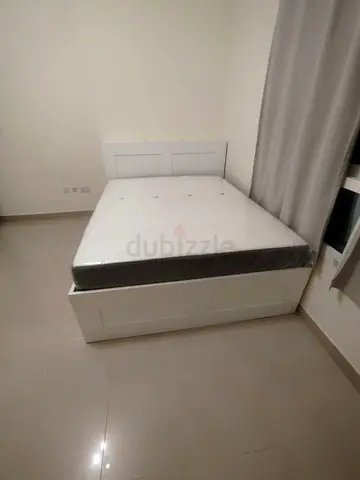 IKEA brimness queen 160×200cm bed with headboard+ 4 storage drawers underneath and with IKEA mattres