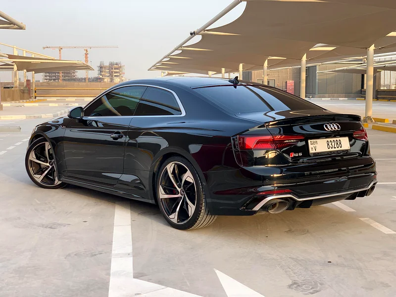 AUDI RS5 QUATRO GCC 2019 | NO ACCIDENTS | PERFECT CONDITION | SULL SERVICE HISTORY | 2 KEYS63398608457985111