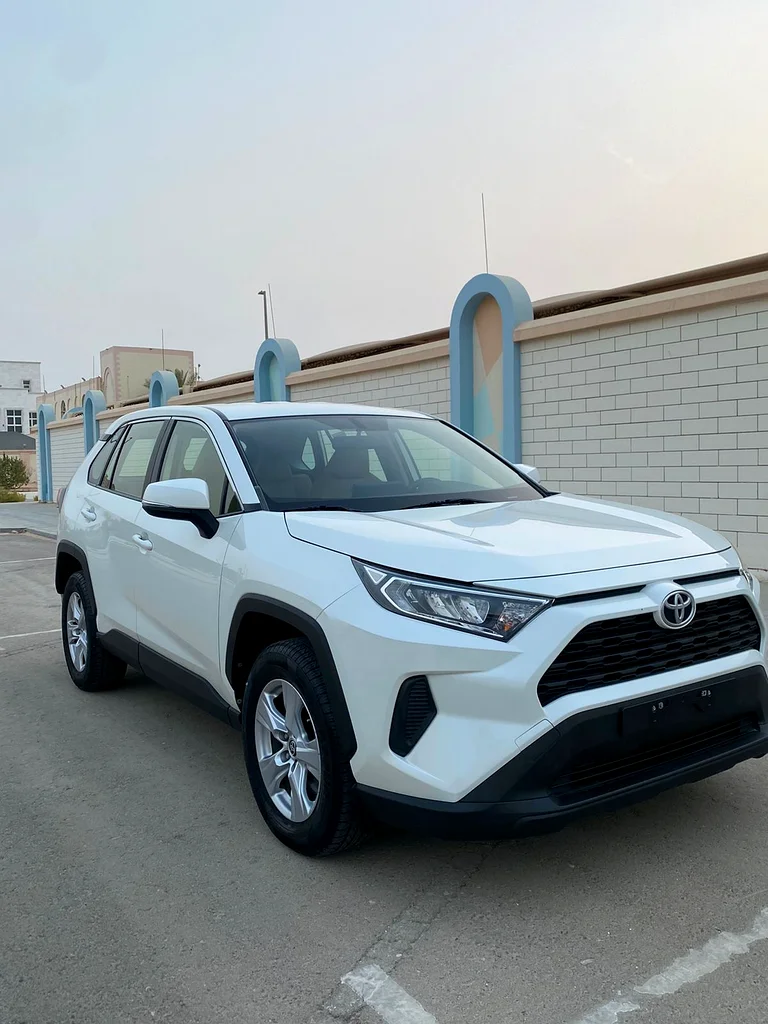 Toyota Rav 4 GCC very low mileage only 29k km like a brand new63401304868097112
