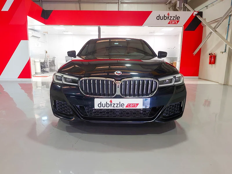 2386 درهم/شهريًا | سيارة BMW سلسلة 5 530i من طراز 2023 | مواصفات دول مجلس التعاون الخليجي | رقم المرجع#35205563405679210242111