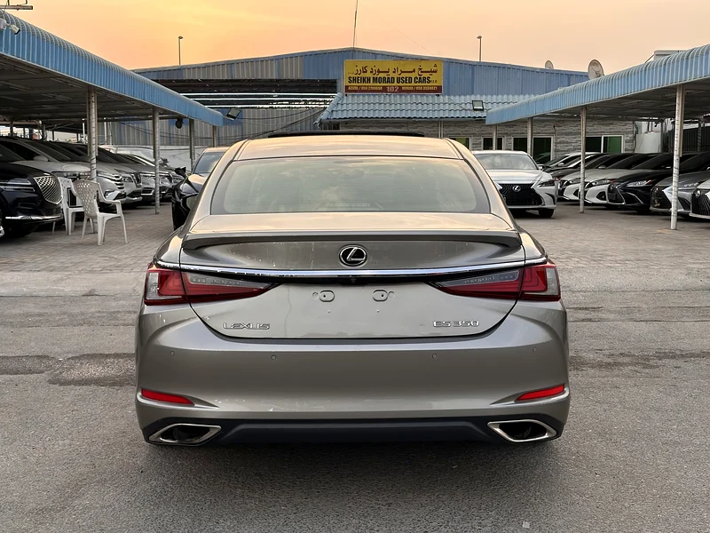 Lexus ES 350 GCC specs model 2019 Full option63398647247491113